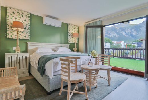 Luxury Mountain Facing Suite (room 2)