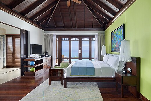 Two Bedroom Oceanfront Pool Villa