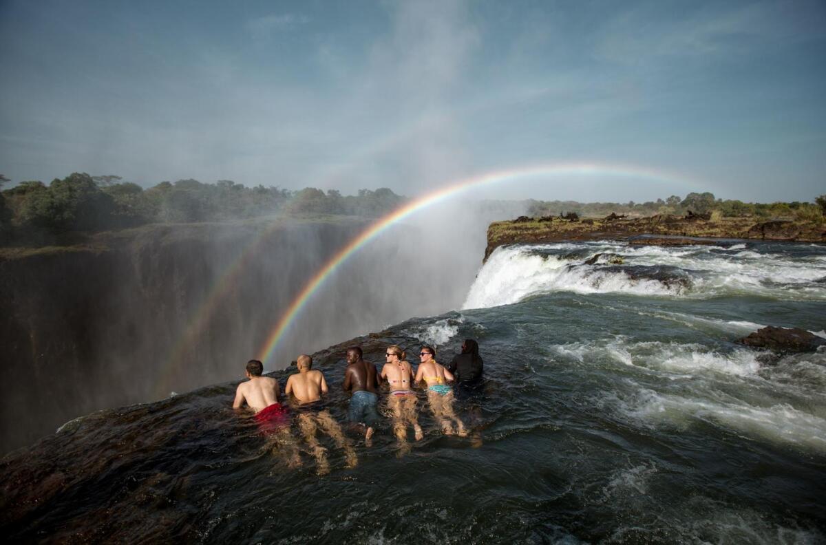 Cedarberg Travel | Sindabezi Island Lodge