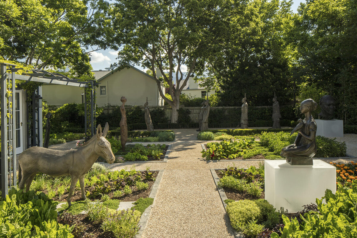 Cedarberg Travel | Le Quartier Français