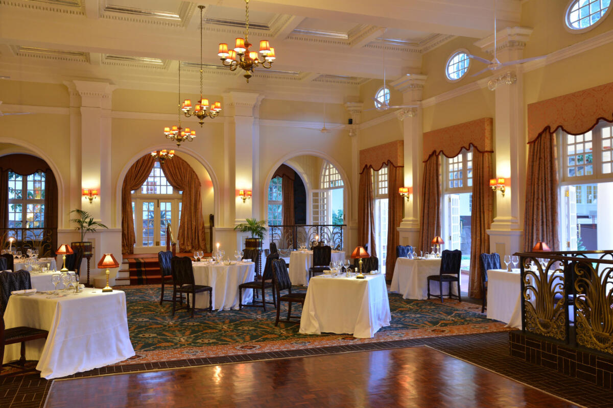 Cedarberg Travel | Victoria Falls Hotel