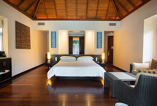King Beachfront Villa