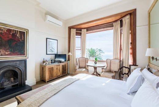 Superior House Room