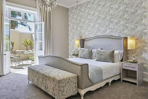 Luxury Suite