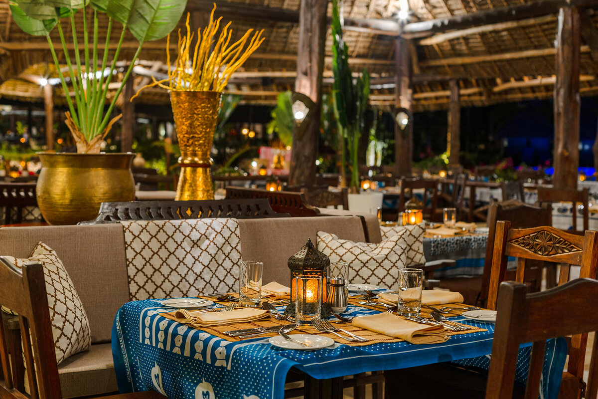 Cedarberg Travel | Breezes Beach Club & Spa