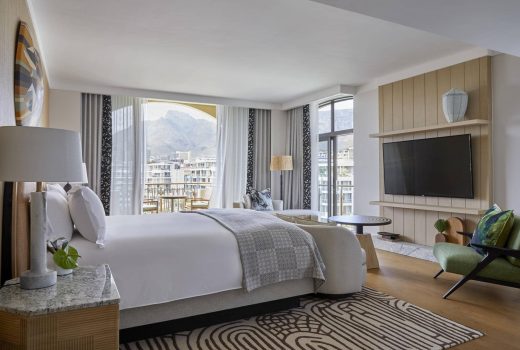 One Bedroom Marina Mountain Suite