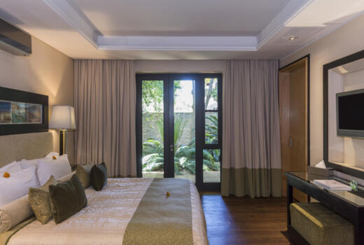 Luxury Suite 