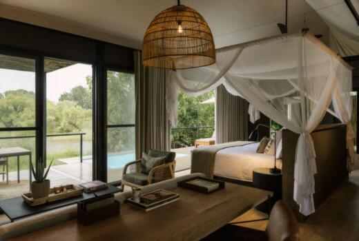 Pool Suite Room