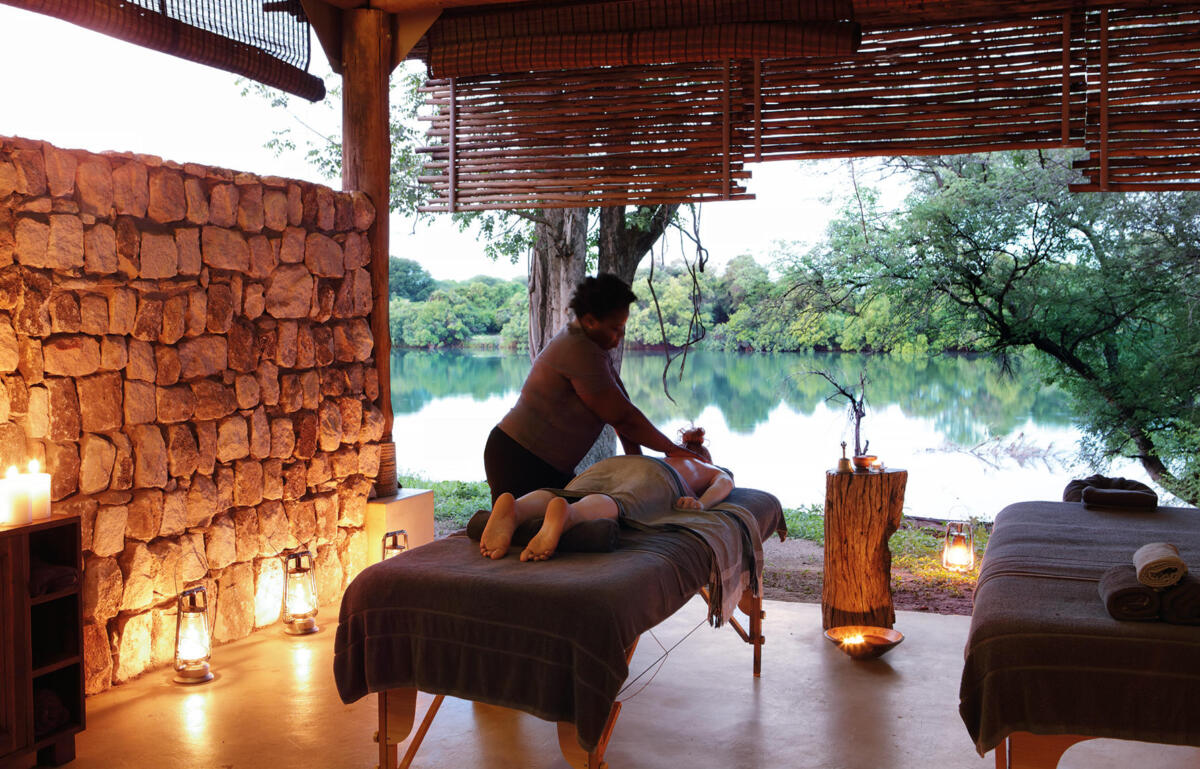 Cedarberg Travel | Matetsi Water Lodge