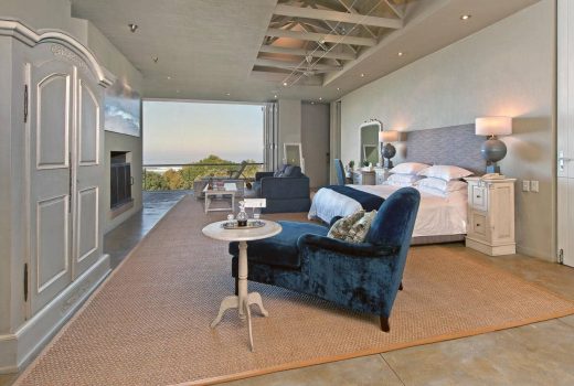 Southern Right Luxury Suite