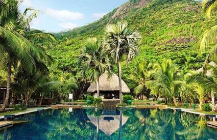 Hilton Labriz Resort & Spa