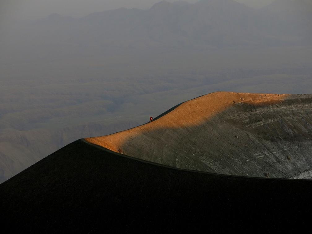Lake Natron camp ol doinyo lengai hike