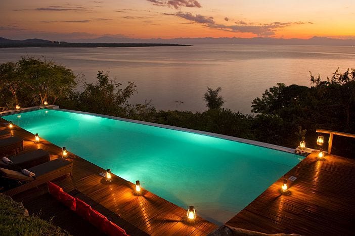 Malawi Safaris – A thumbs up for Pumulani Lodge on Lake Malawi
