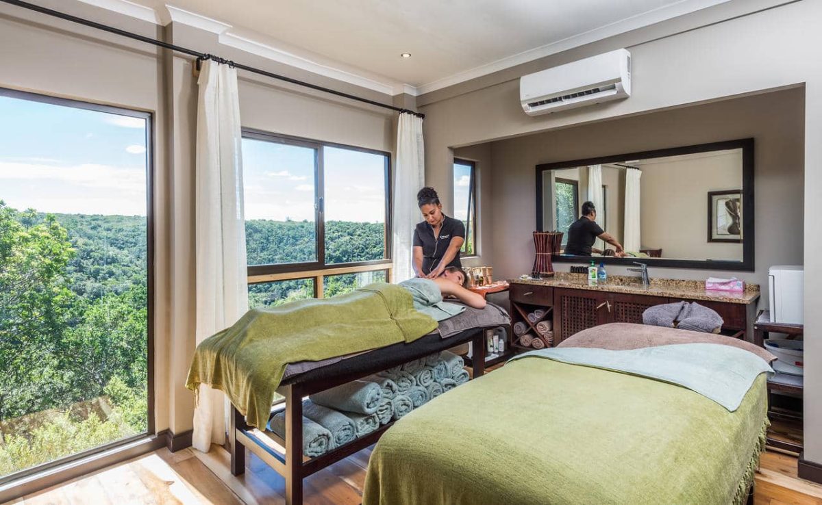 Cedarberg Travel | Kariega Main Lodge