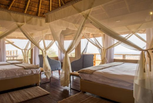 Quadruple suite tent