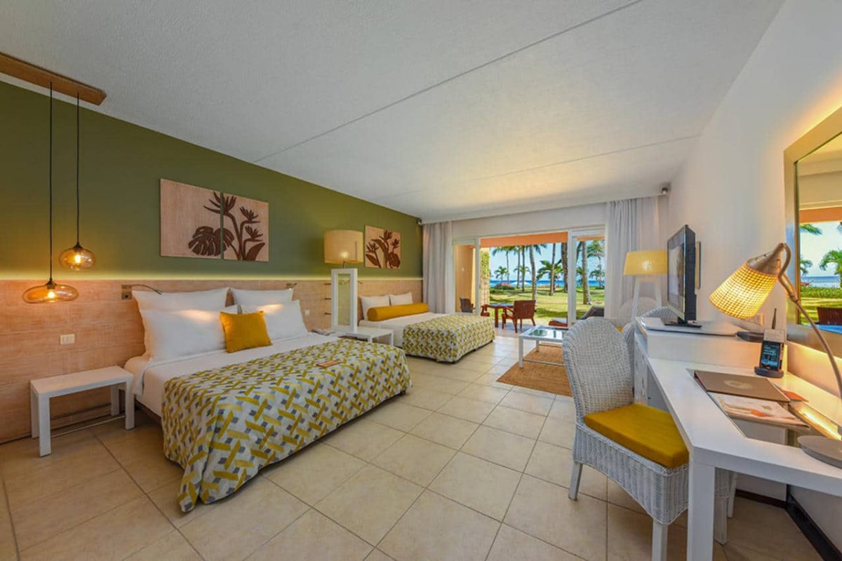 Cedarberg Travel | Victoria Beachcomber Resort & Spa