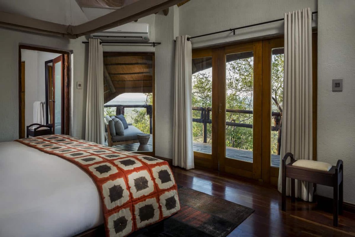 Cedarberg Travel | Ulusaba Rock Lodge