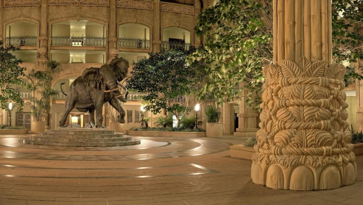 Cedarberg Travel | The Palace at the Lost City