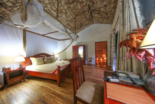 Honeymoon Suite