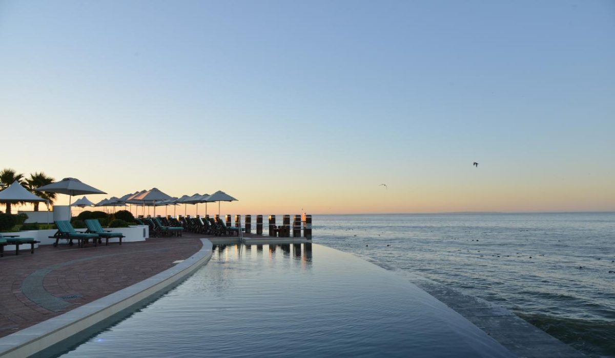 Cedarberg Travel | Radisson Collection Waterfront Hotel