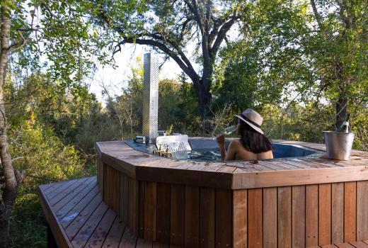Luxury Suite with private KolKol tub