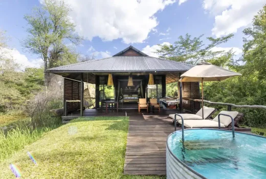 Island Suites