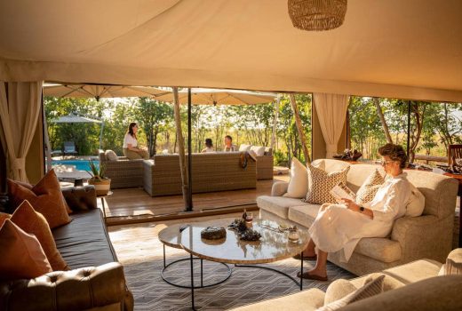 Island Suites