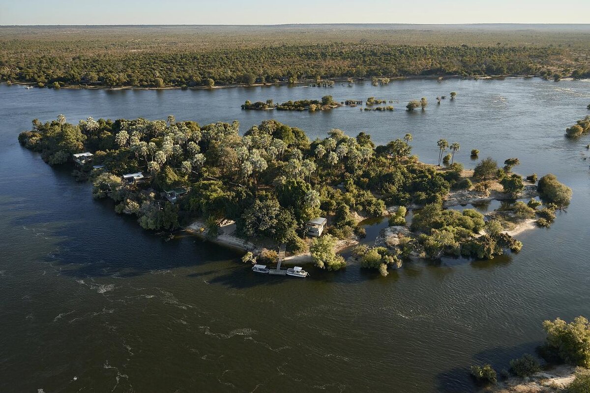 Cedarberg Travel | Victoria Falls River Lodge - Island Treehouse Suites