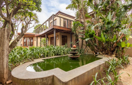Singa Town Lodge