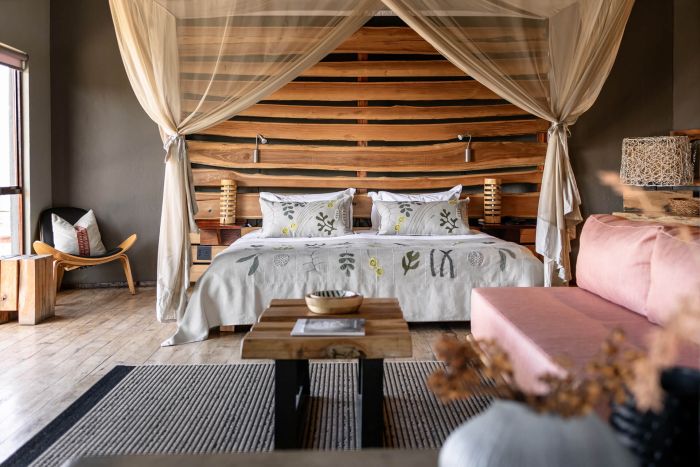 Honeymoon Villa at Rhino Ridge Safari Lodge- courtesy of Rhino Ridge Safari Lodge, part of the Isibindi Group (photographer - Chantelle Melzer)