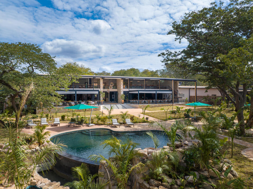 Cedarberg Travel | Waterfalls Lodge