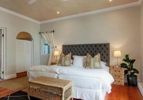 Poolside Suite