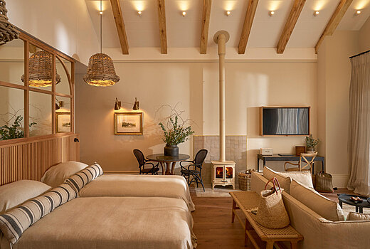 Luxury Suite